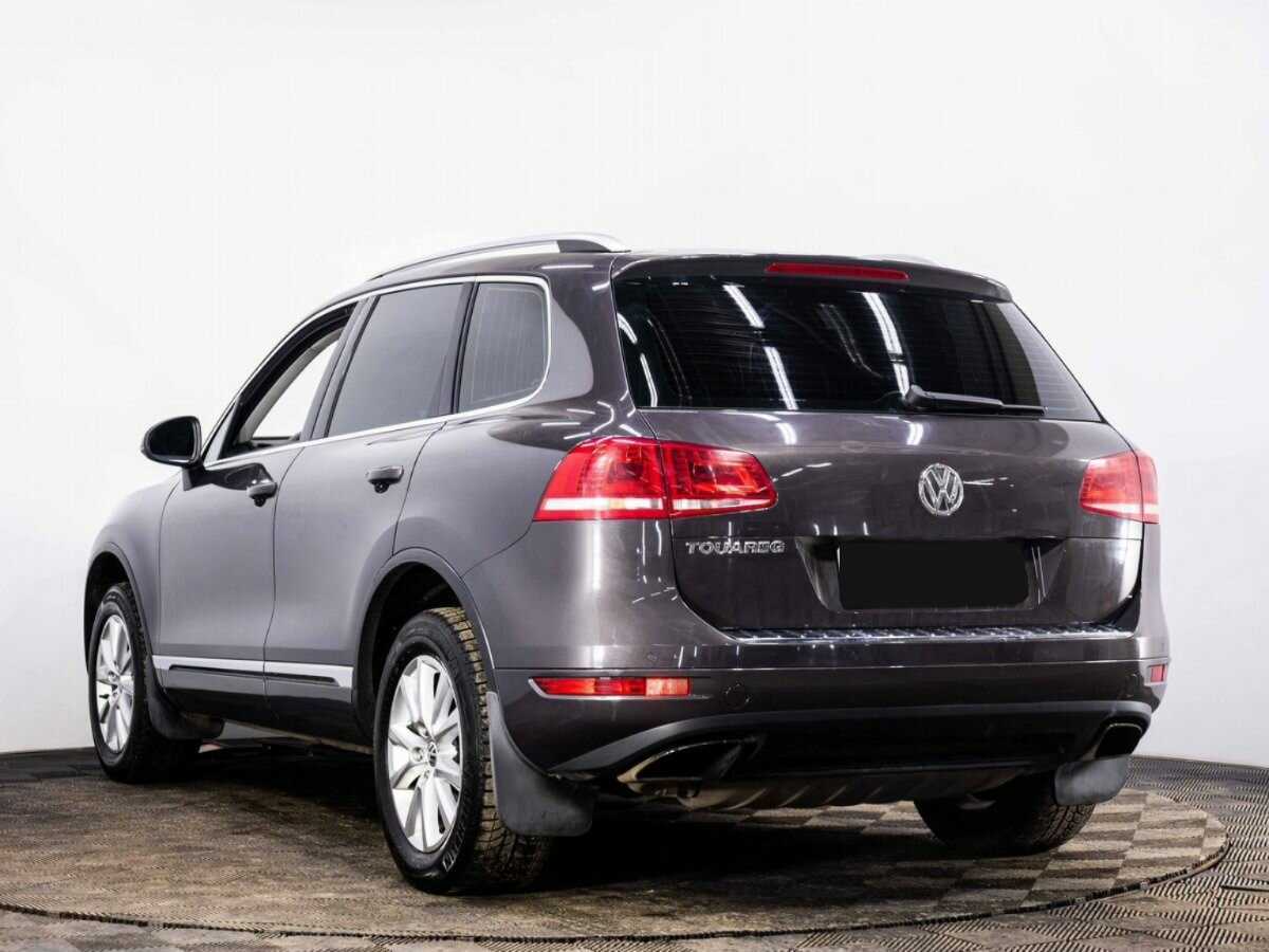 Купить Volkswagen Touareg с пробегом. Фото: #3