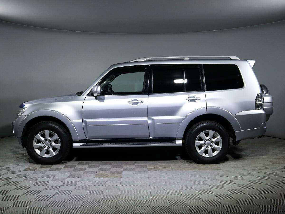 Купить Mitsubishi Pajero с пробегом. Фото: #6