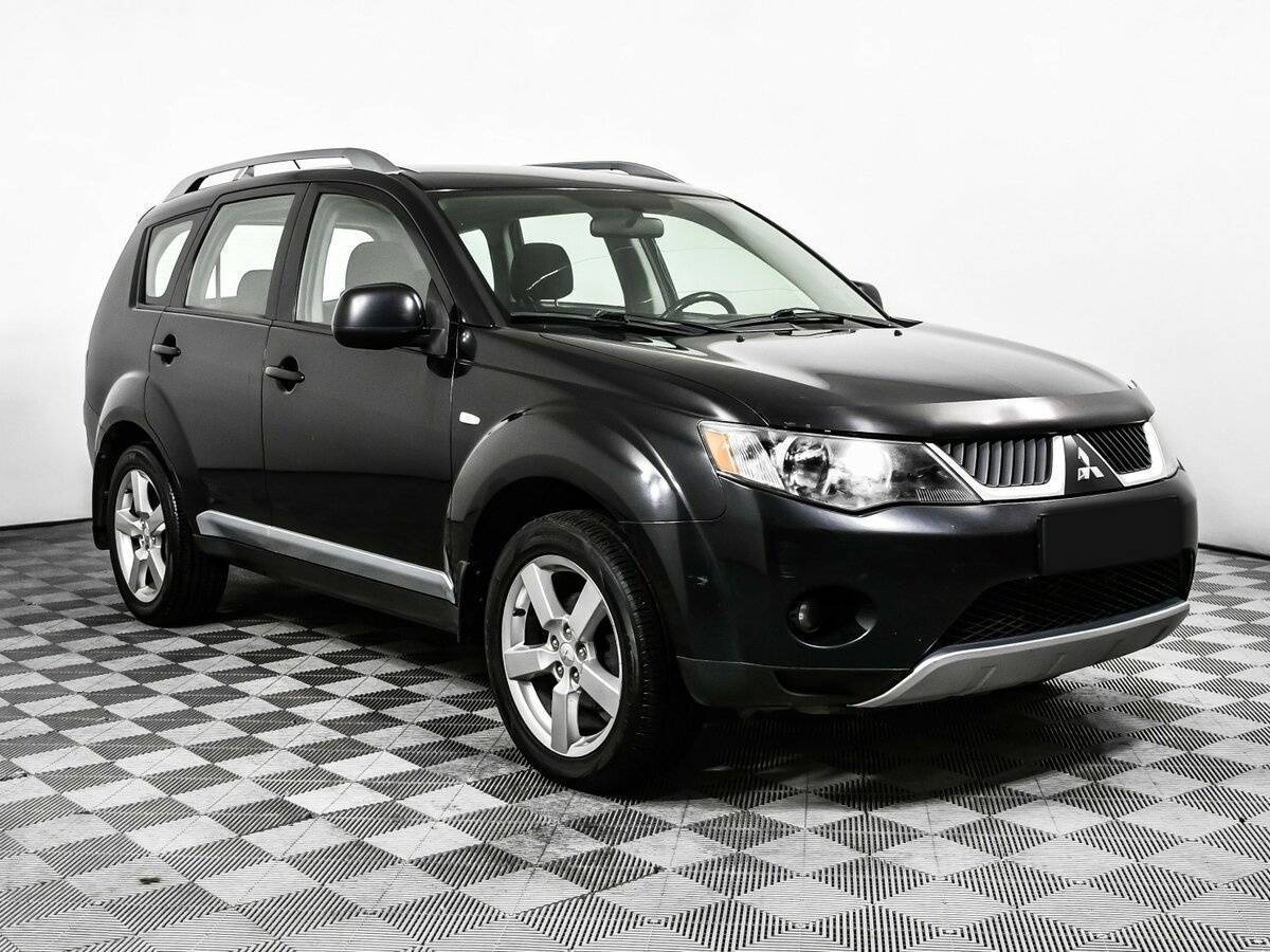 Купить Mitsubishi Outlander с пробегом. Фото: #2