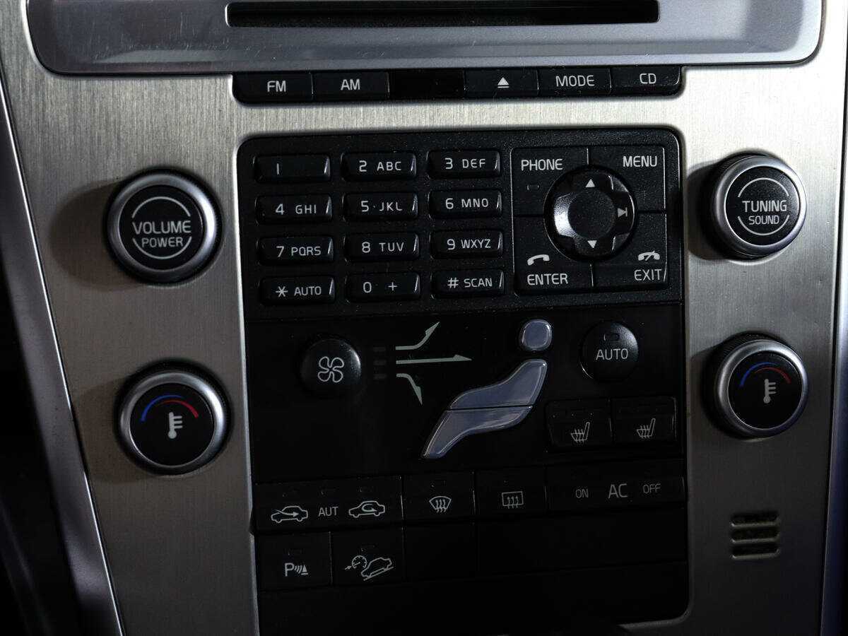 Купить Volvo XC60 с пробегом. Фото: #22