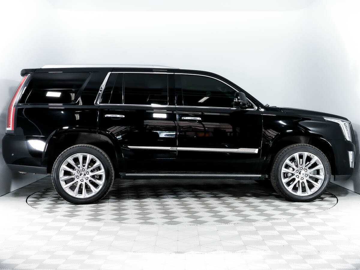 Купить Cadillac Escalade с пробегом. Фото: #3