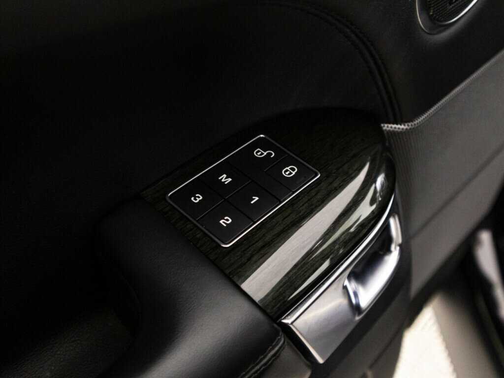 Купить Land Rover Range Rover Sport с пробегом. Фото: #17