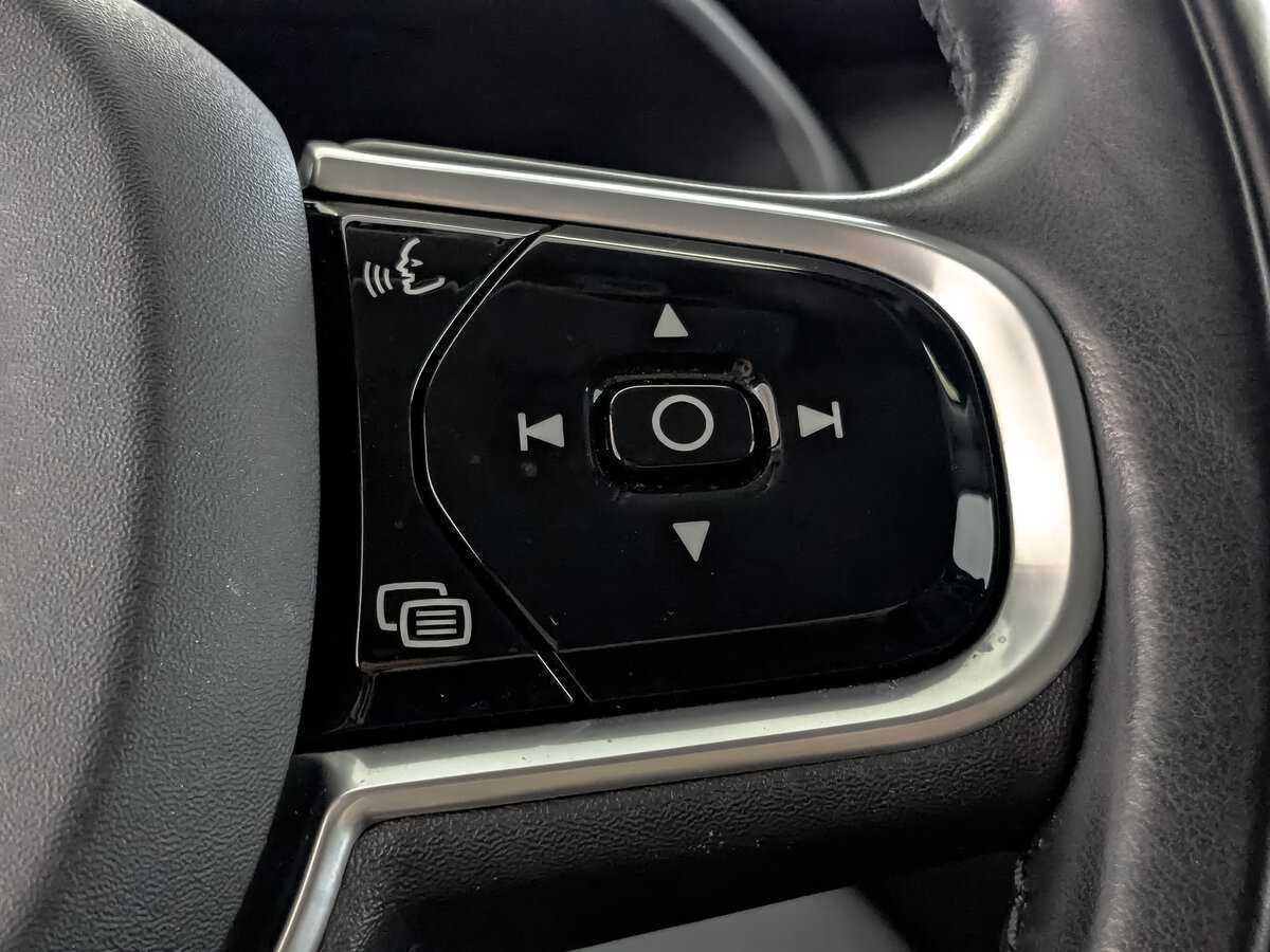 Купить Volvo XC90 с пробегом. Фото: #26