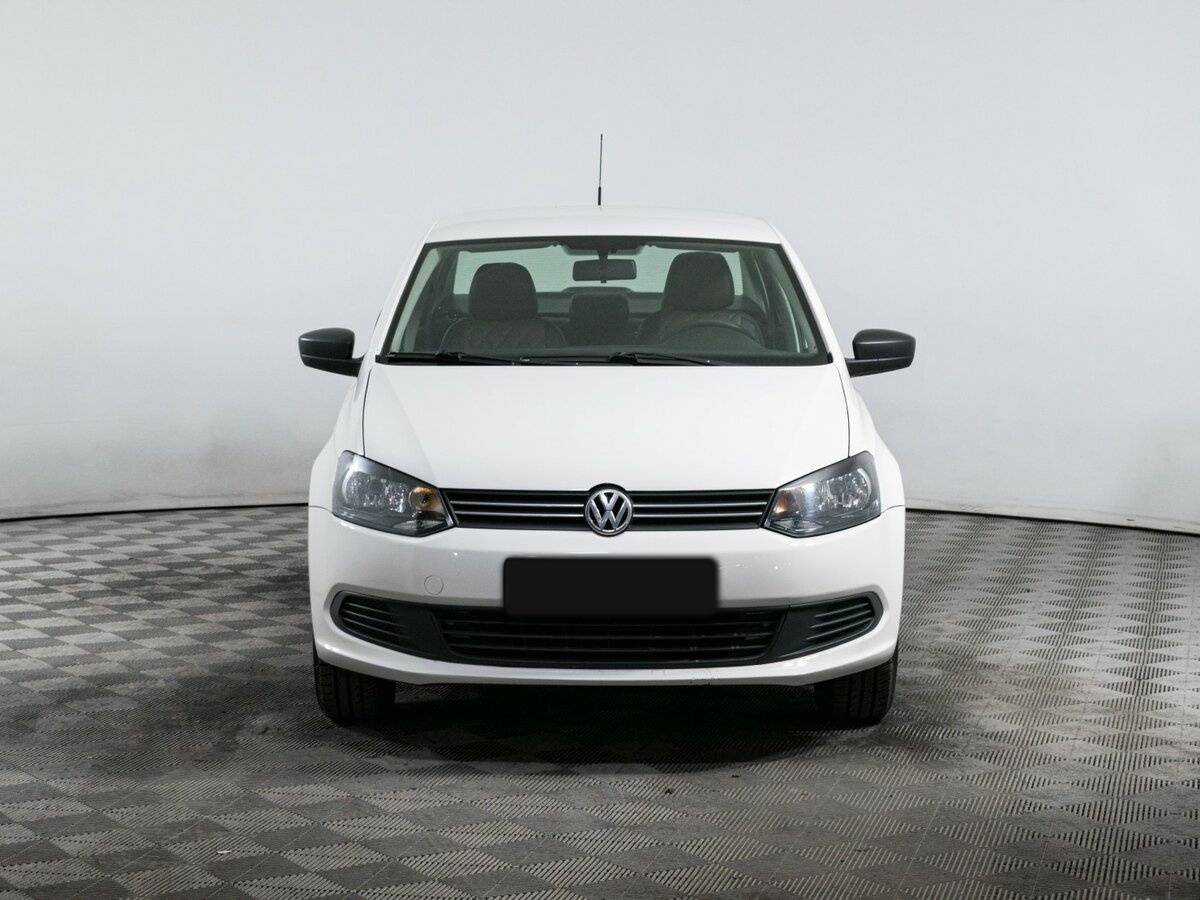 Купить Volkswagen Polo с пробегом. Фото: #1