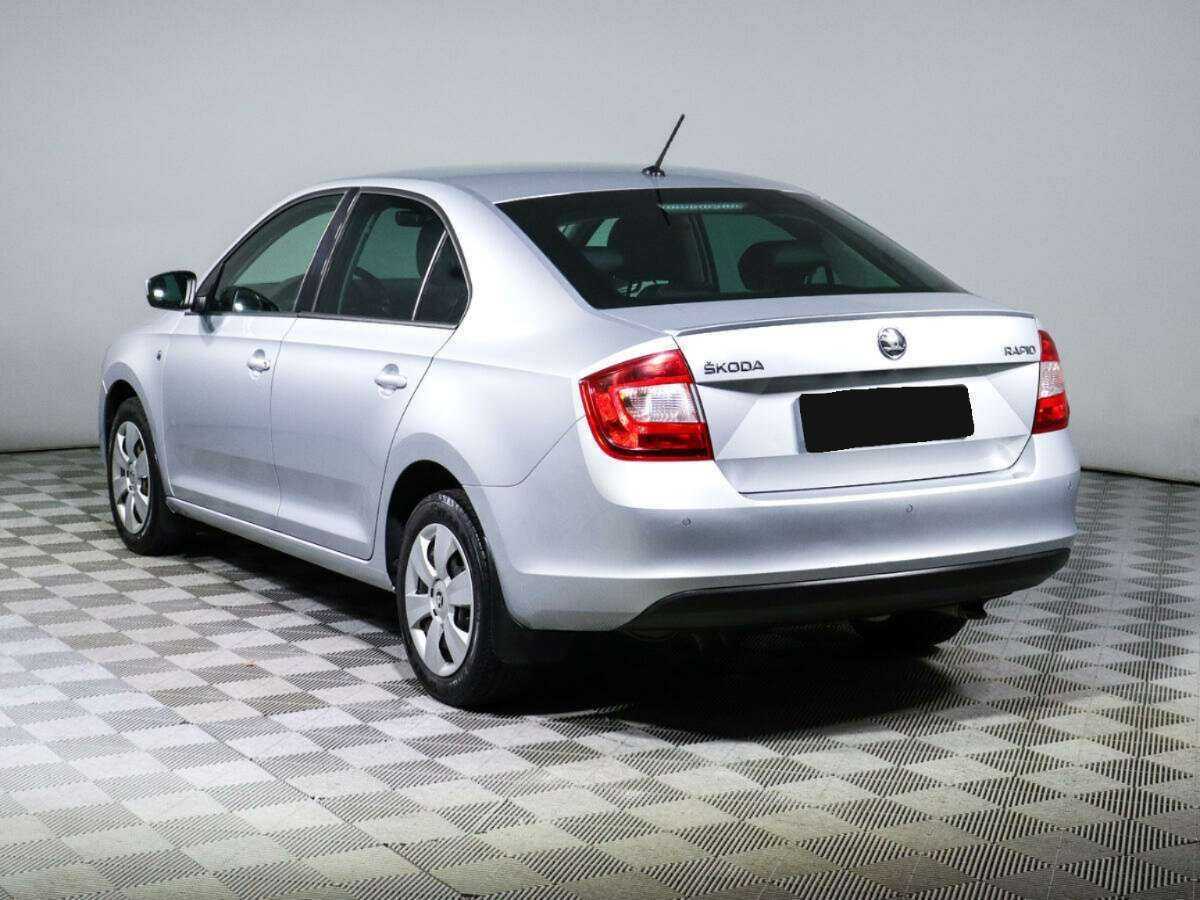 Купить Skoda Rapid с пробегом. Фото: #5