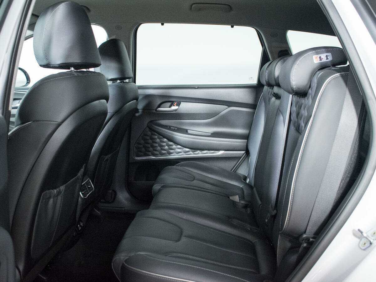 Купить Hyundai Santa Fe с пробегом. Фото: #9