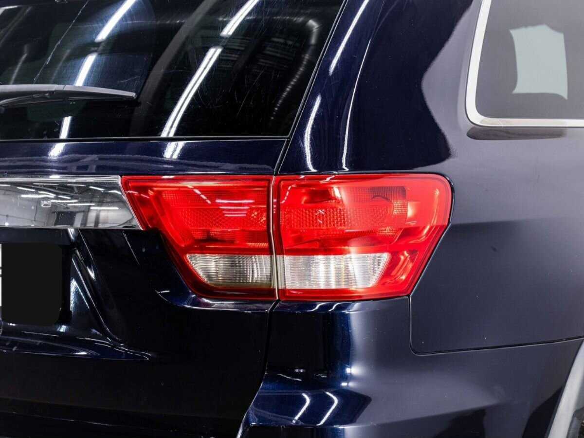 Купить Jeep Grand Cherokee с пробегом. Фото: #28