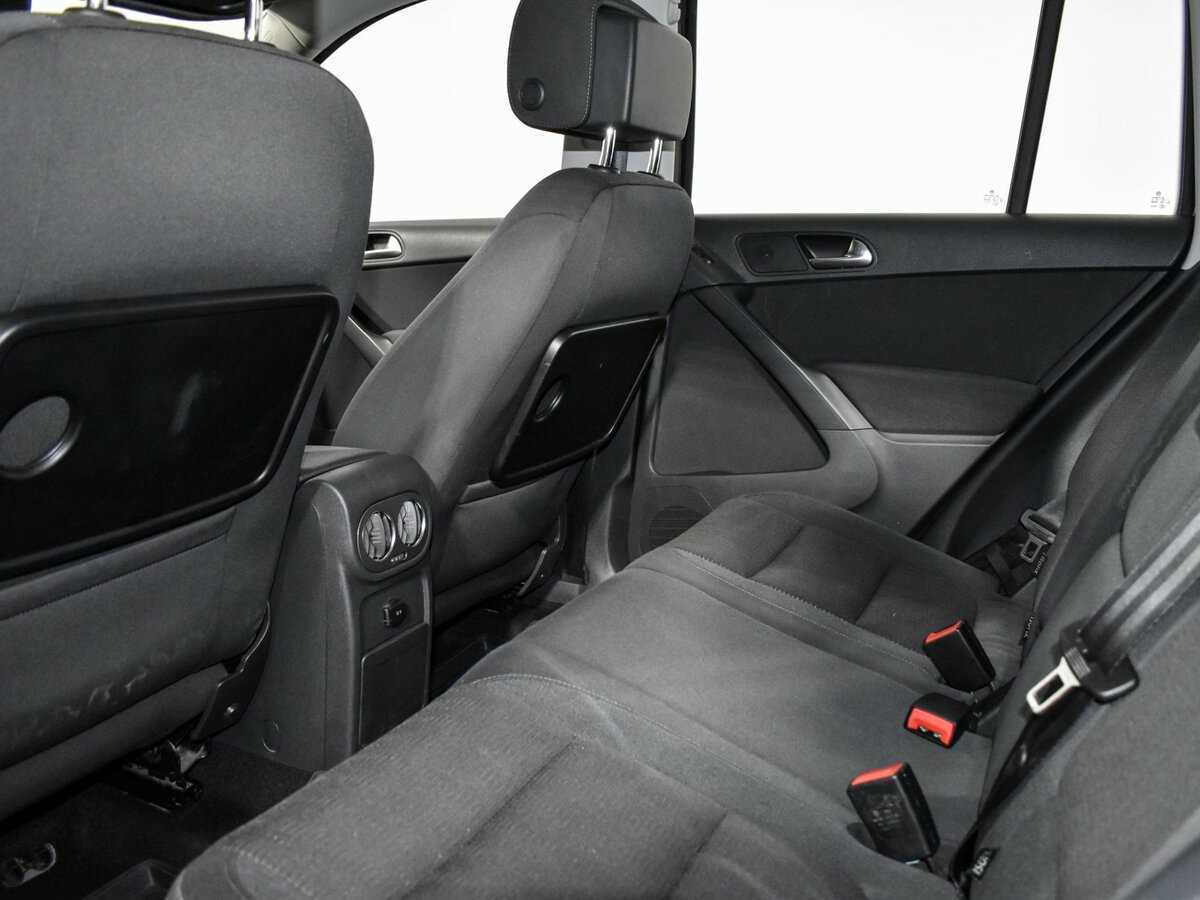 Купить Volkswagen Tiguan с пробегом. Фото: #7