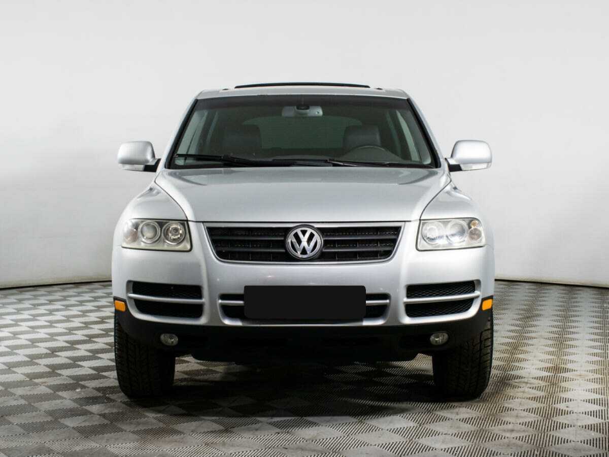 Купить Volkswagen Touareg с пробегом. Фото: #1