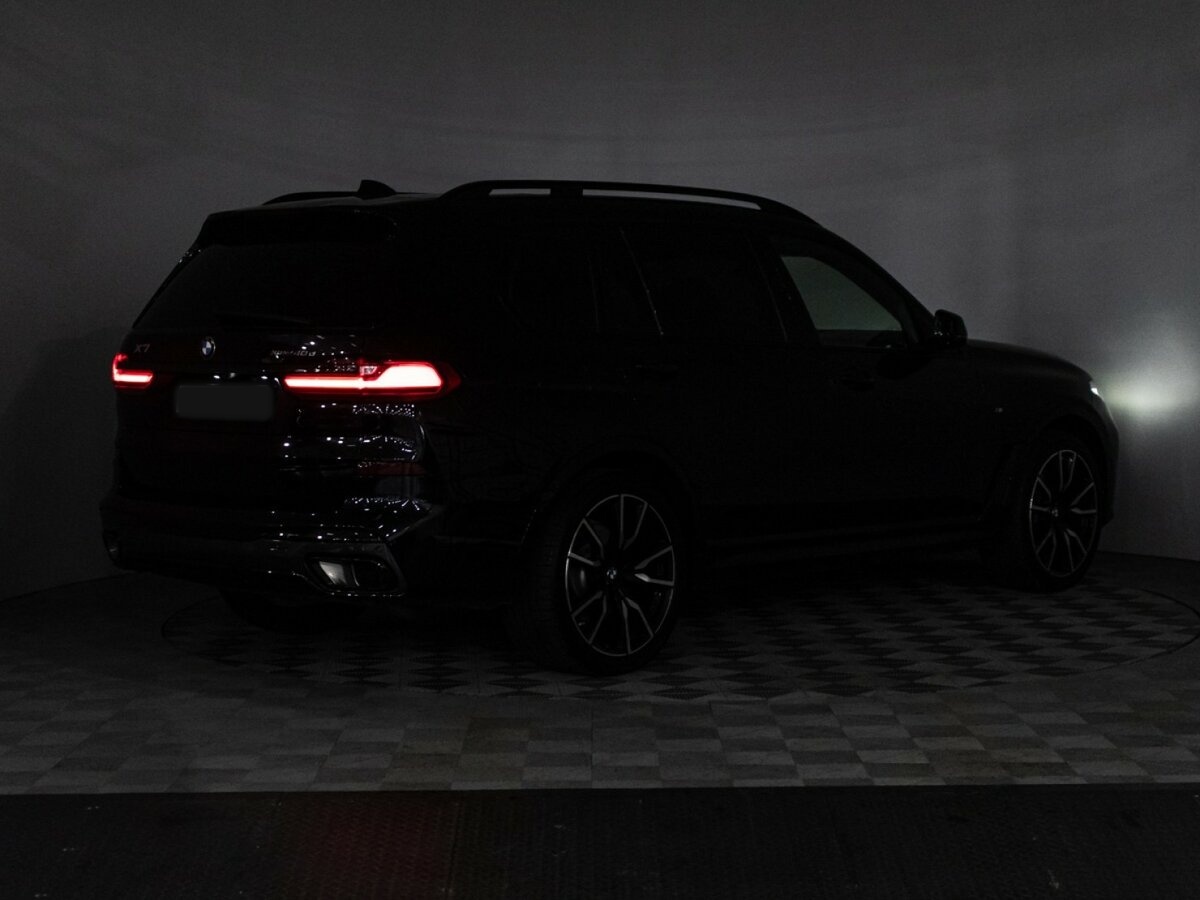 Купить BMW X7 с пробегом. Фото: #35