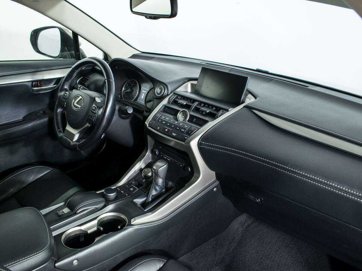 Купить Lexus NX с пробегом. Фото: #8