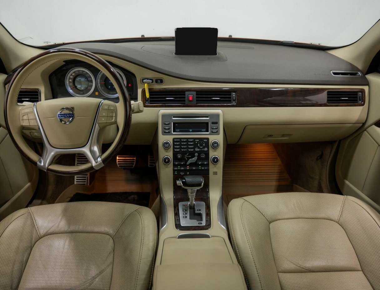 Купить Volvo XC70 с пробегом. Фото: #13