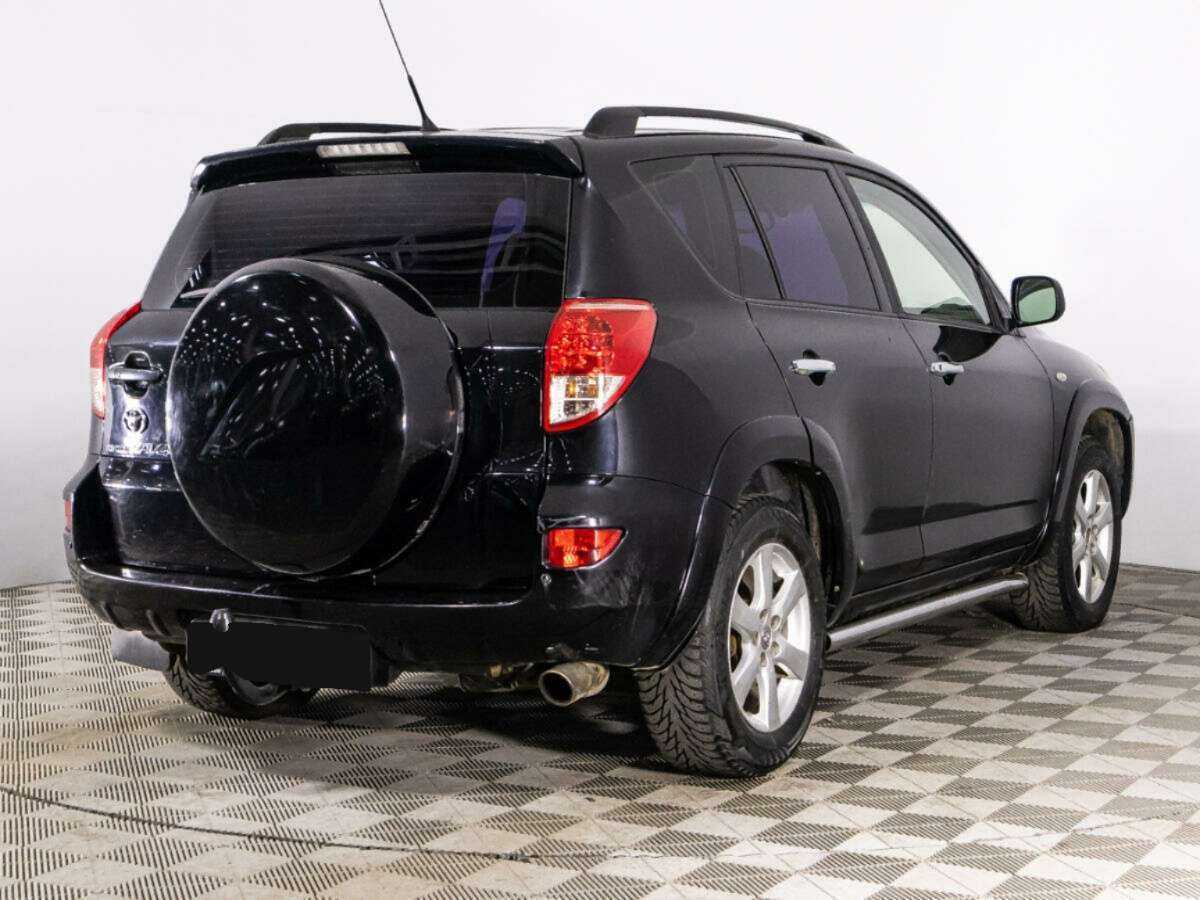 Купить Toyota RAV4 с пробегом. Фото: #4