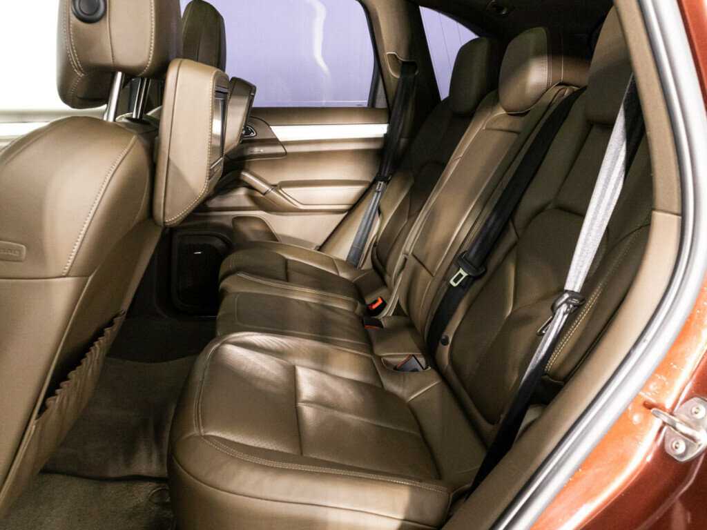 Купить Porsche Cayenne с пробегом. Фото: #7