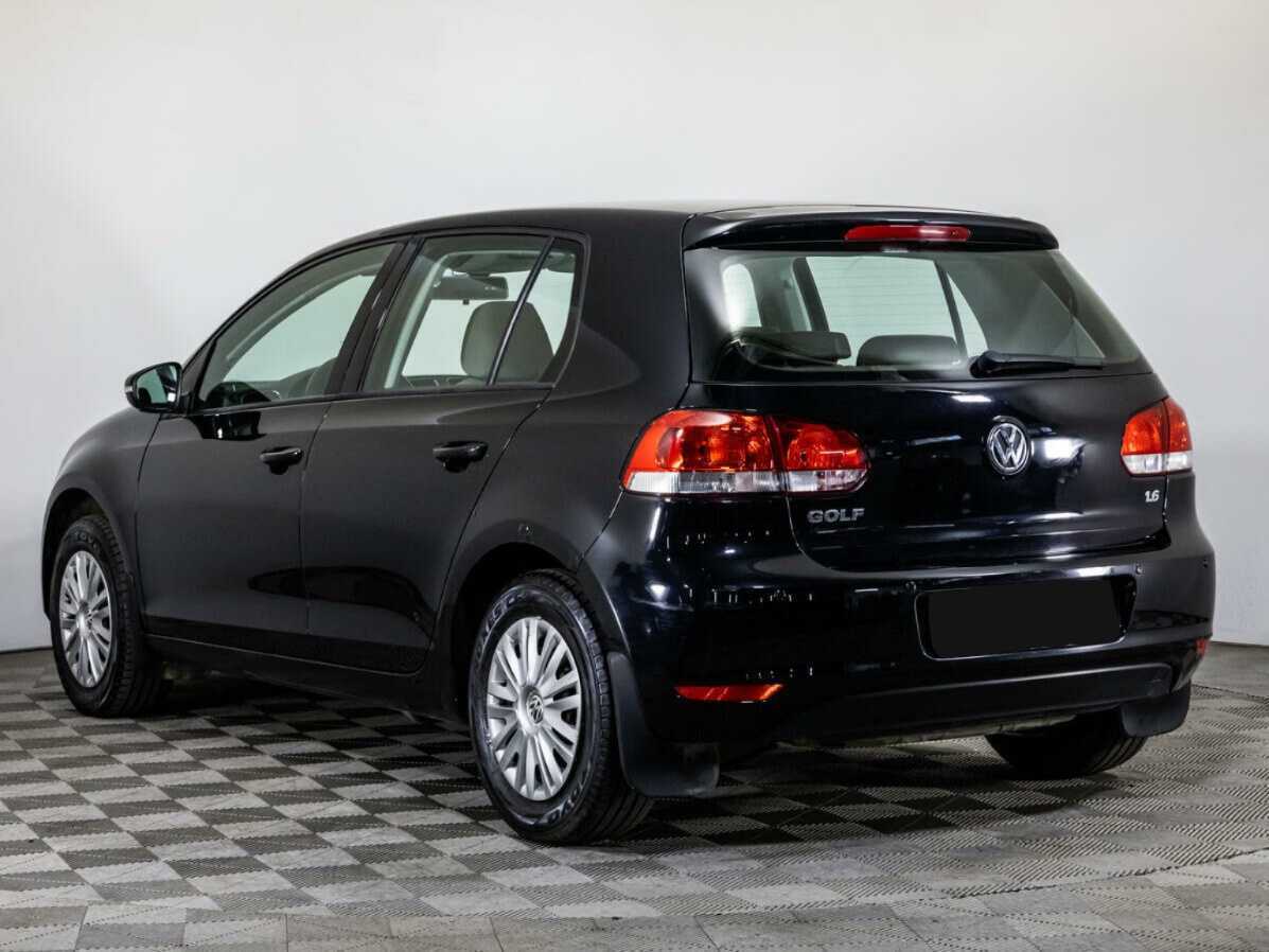Купить Volkswagen Golf с пробегом. Фото: #4