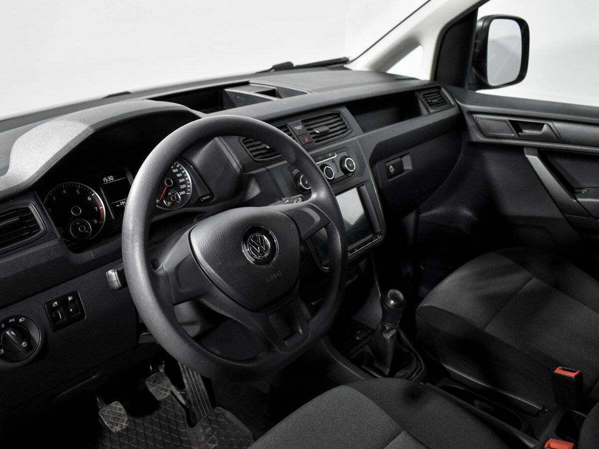 Купить Volkswagen Caddy с пробегом. Фото: #8