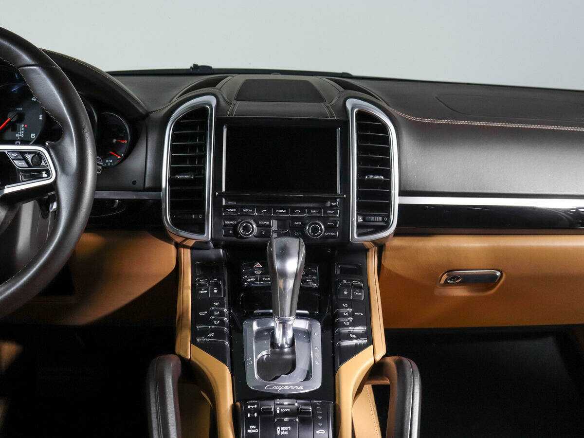 Купить Porsche Cayenne с пробегом. Фото: #10