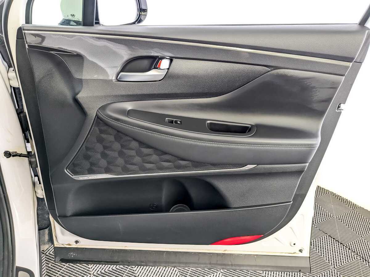 Купить Hyundai Santa Fe с пробегом. Фото: #20