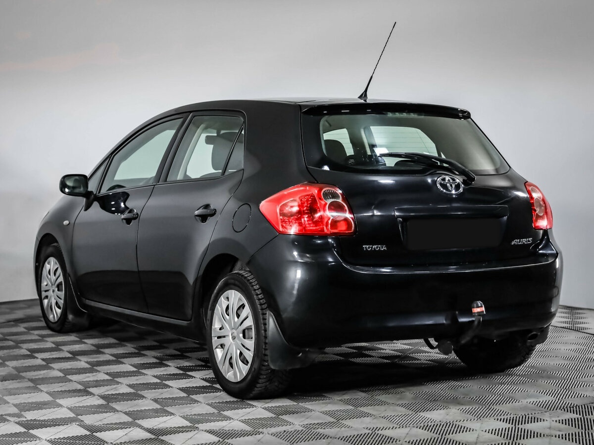 Купить Toyota Auris с пробегом. Фото: #20
