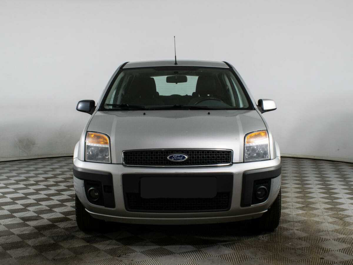Купить Ford Fusion с пробегом. Фото: #1