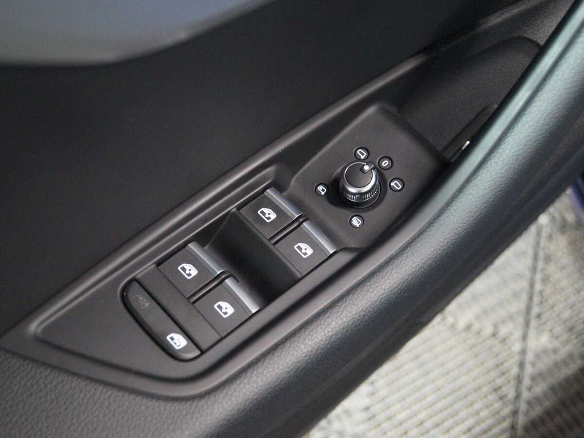 Купить Audi A4 с пробегом. Фото: #13