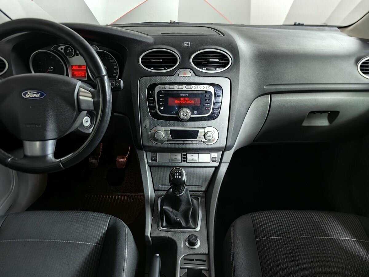 Купить Ford Focus с пробегом. Фото: #10