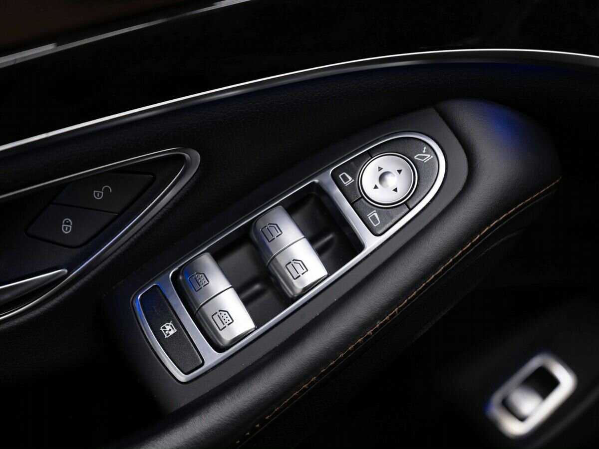 Купить Mercedes-Benz S-Класс с пробегом. Фото: #19