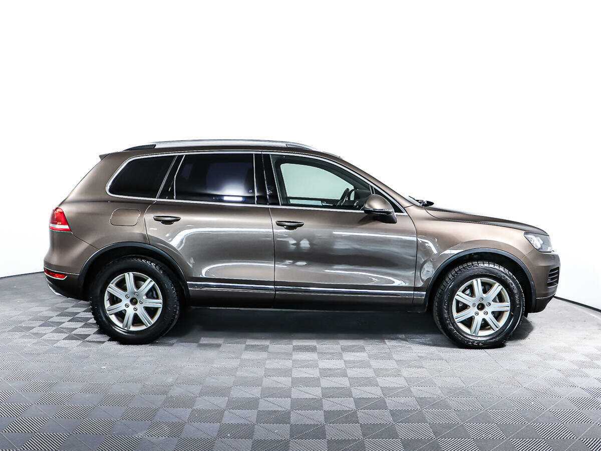 Купить Volkswagen Touareg с пробегом. Фото: #3