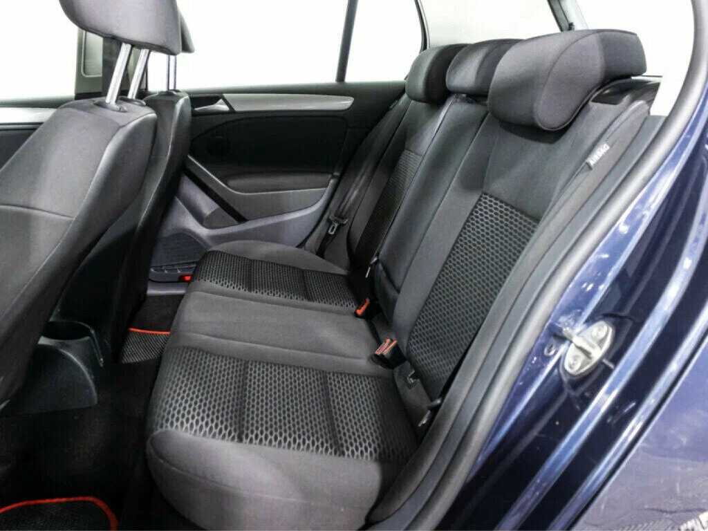 Купить Volkswagen Golf с пробегом. Фото: #10