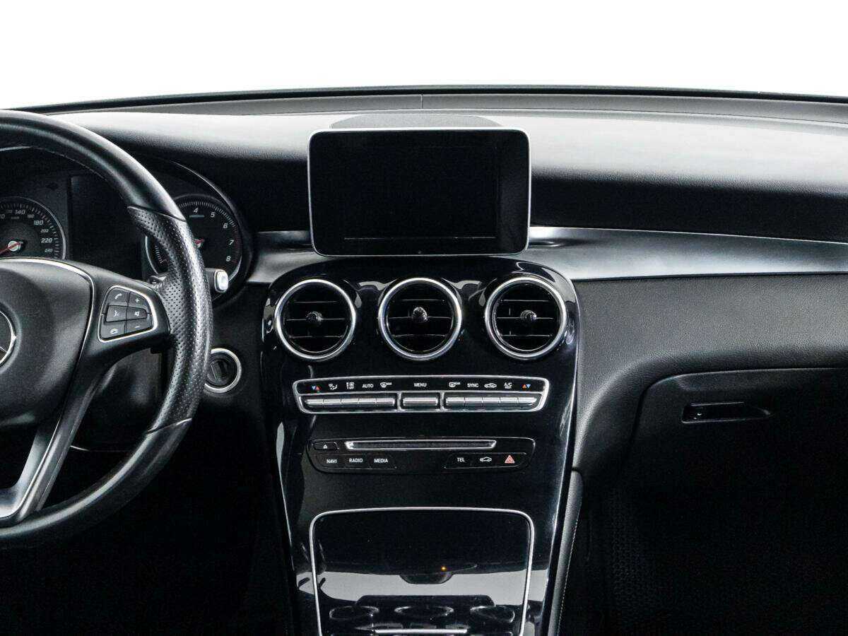 Купить Mercedes-Benz GLC с пробегом. Фото: #13
