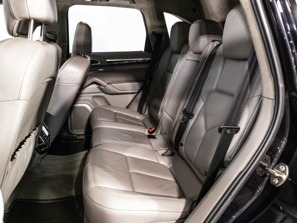 Купить Porsche Cayenne с пробегом. Фото: #9