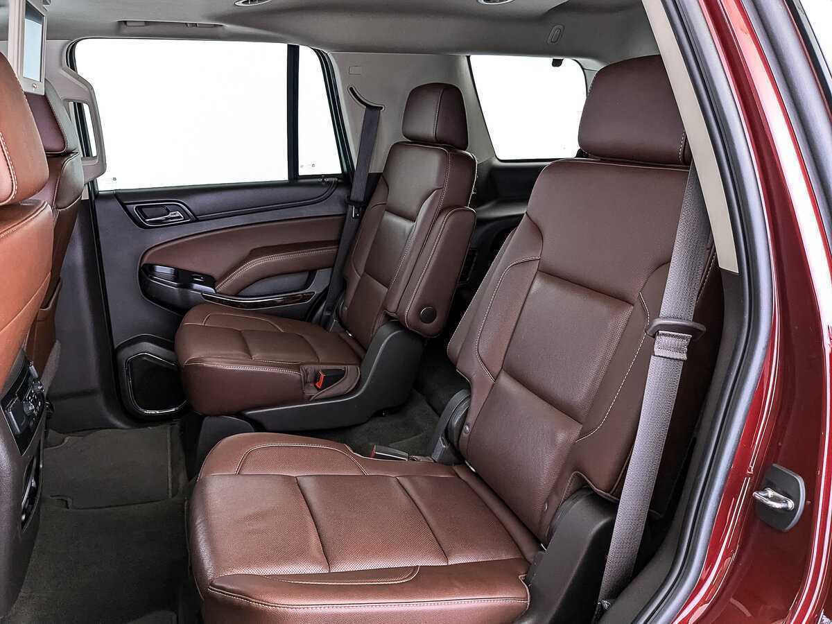 Купить Chevrolet Tahoe с пробегом. Фото: #17