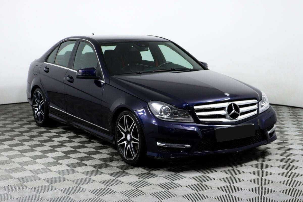Купить Mercedes-Benz C-Класс с пробегом. Фото: #2
