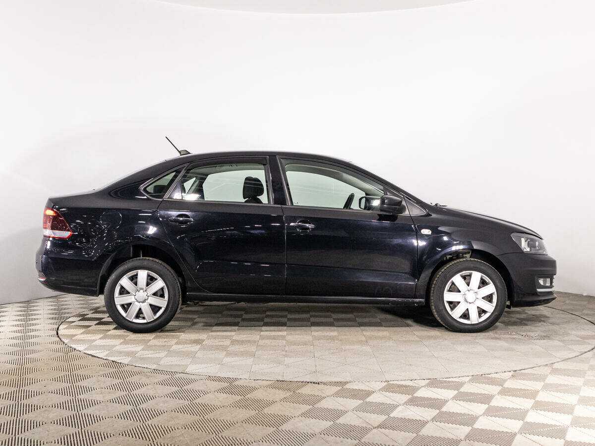 Купить Volkswagen Polo с пробегом. Фото: #3