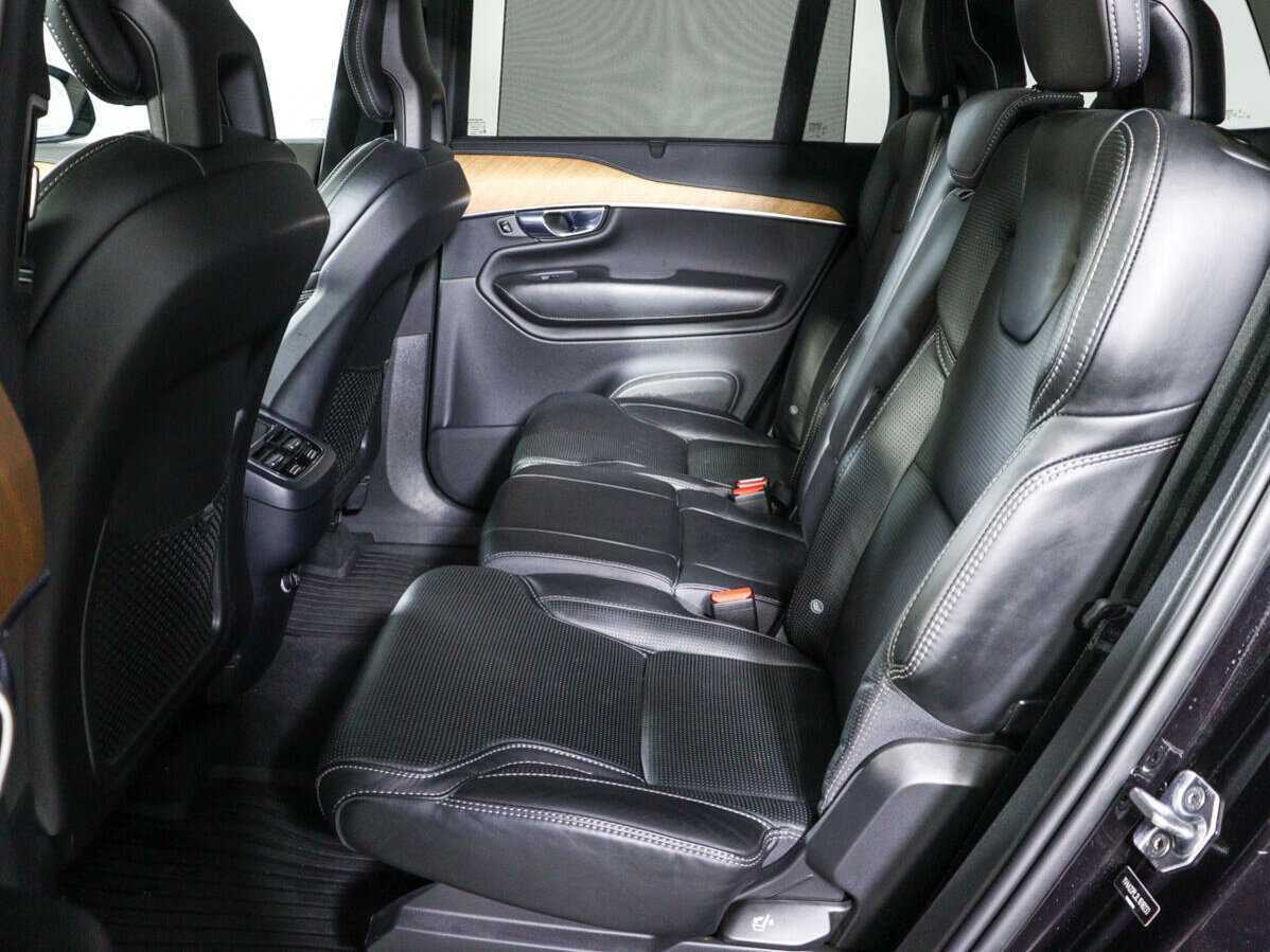 Купить Volvo XC90 с пробегом. Фото: #7