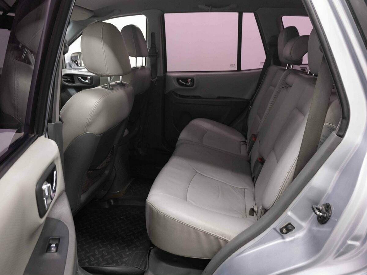 Купить Hyundai Santa Fe с пробегом. Фото: #8