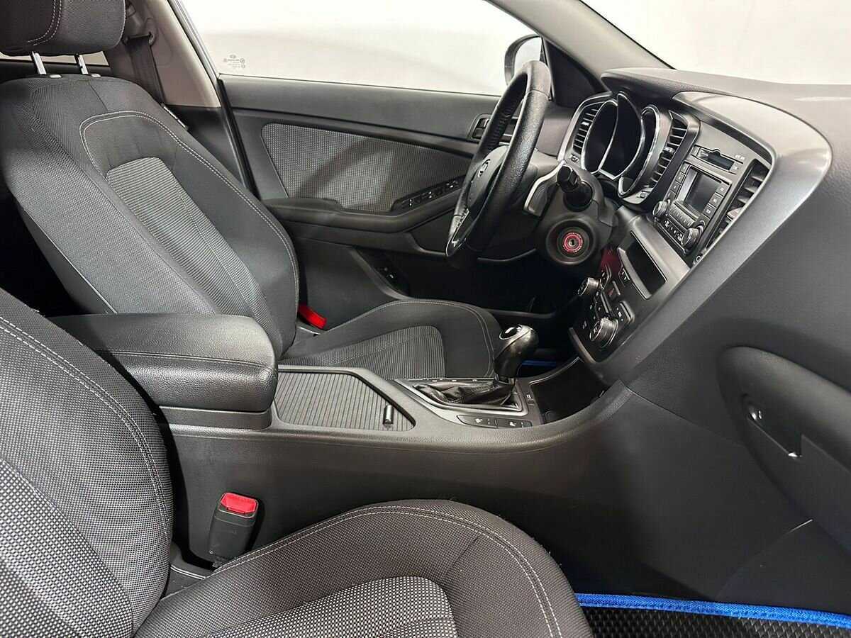 Купить Kia Optima с пробегом. Фото: #9