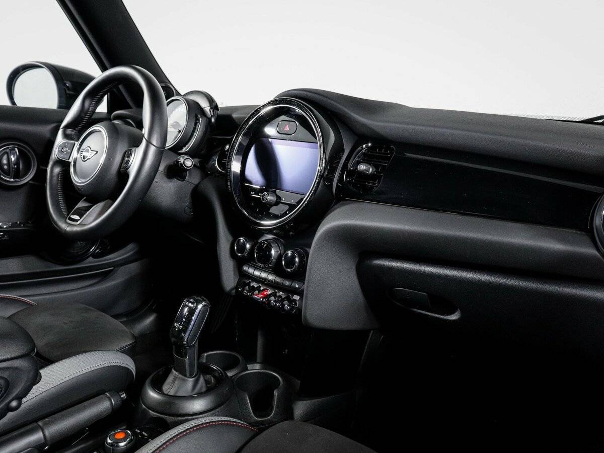 Купить Mini Hatch с пробегом. Фото: #8