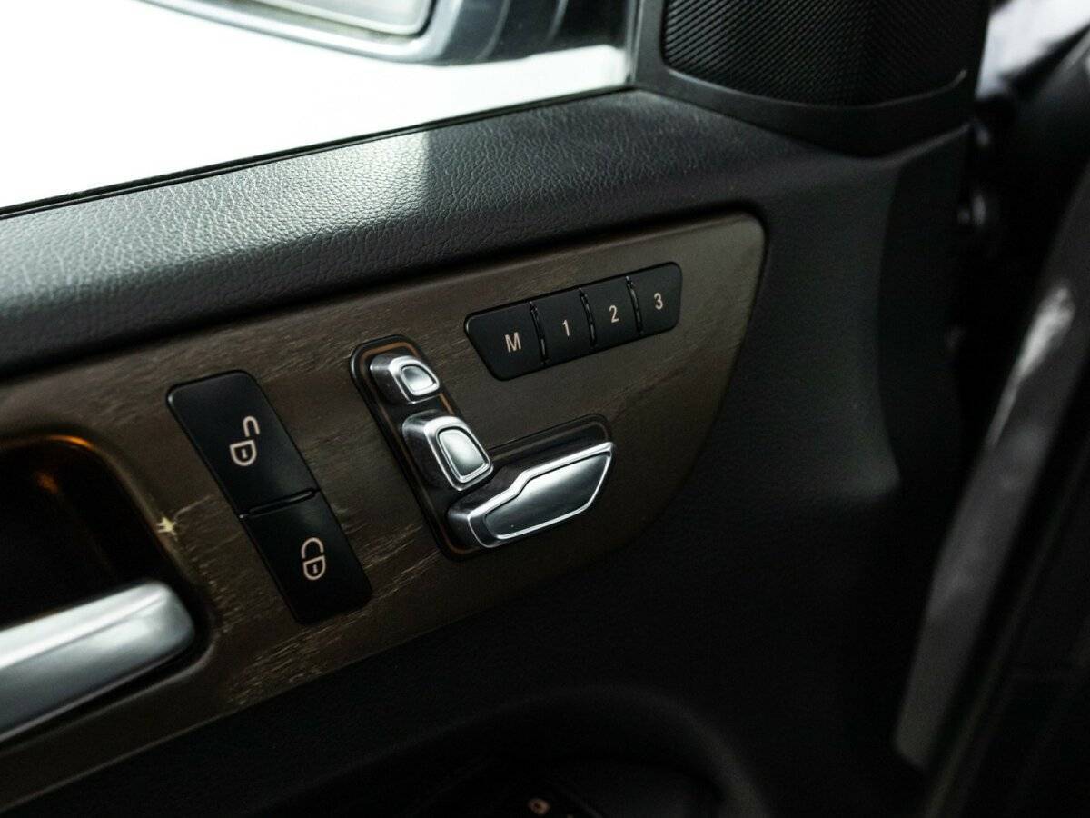 Купить Mercedes-Benz GLS с пробегом. Фото: #17