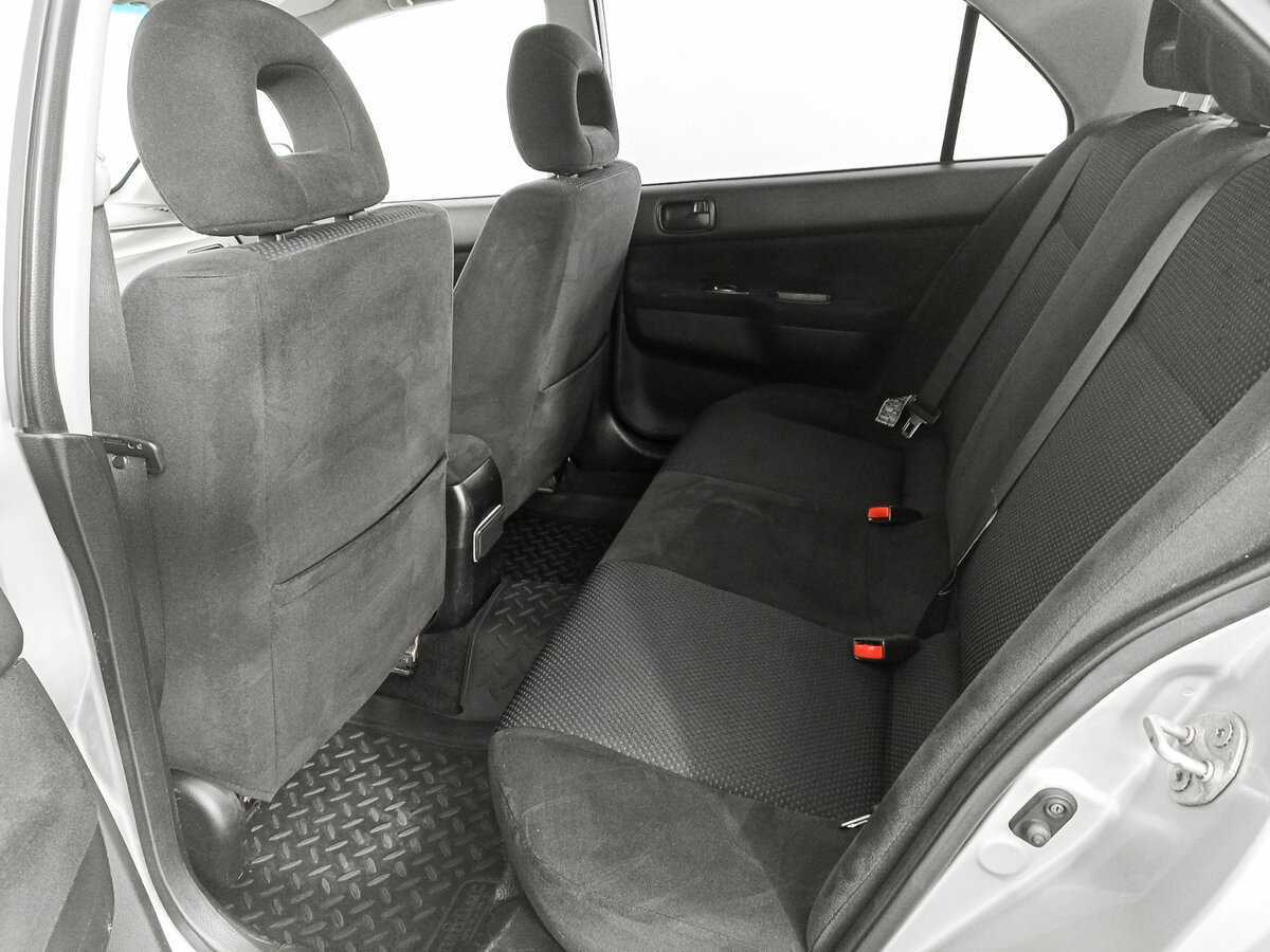 Купить Mitsubishi Lancer с пробегом. Фото: #9