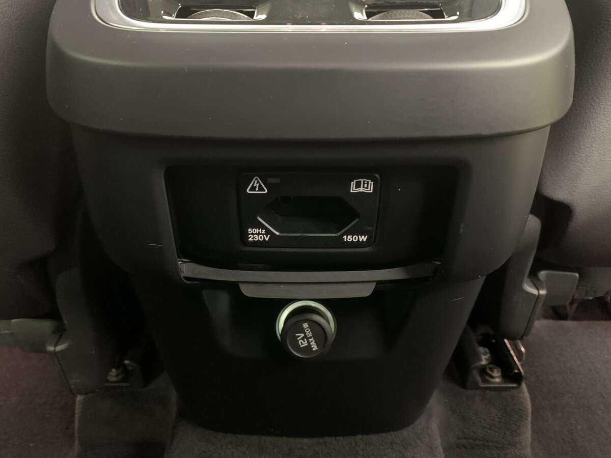 Купить Volvo XC90 с пробегом. Фото: #20