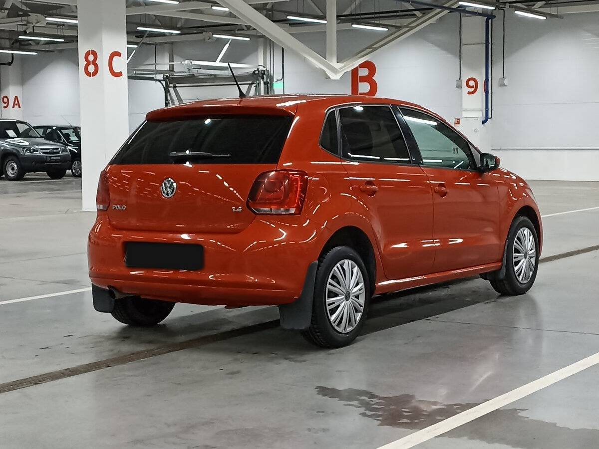 Купить Volkswagen Polo с пробегом. Фото: #4