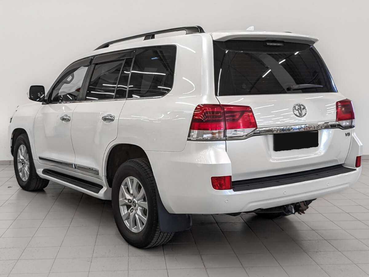 Купить Toyota Land Cruiser с пробегом. Фото: #6