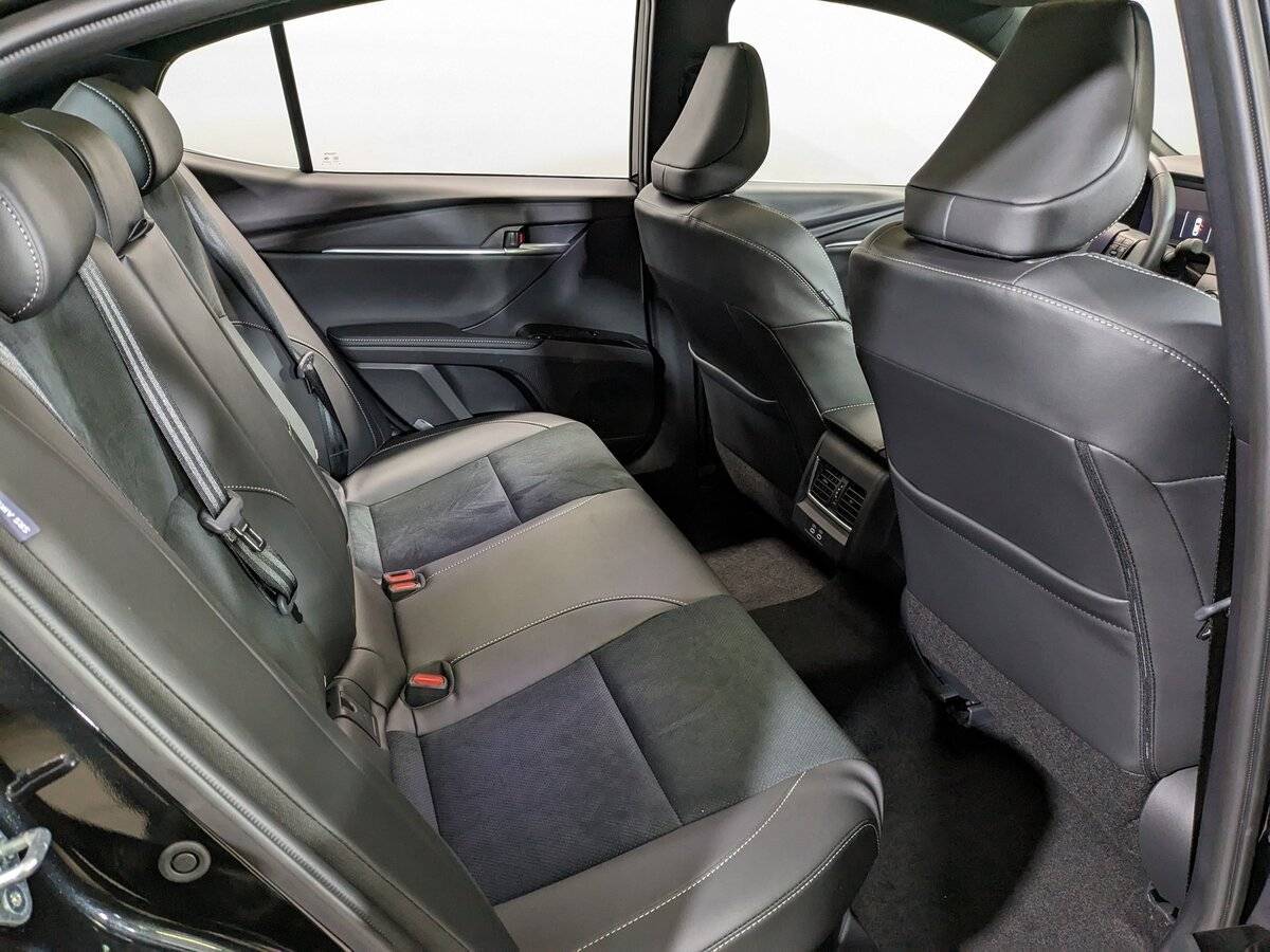 Купить Toyota Camry с пробегом. Фото: #11
