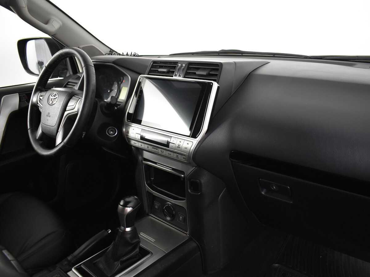 Купить Toyota Land Cruiser Prado с пробегом. Фото: #10