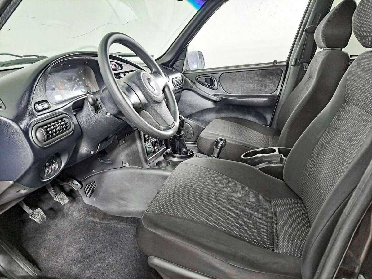 Купить Chevrolet Niva с пробегом. Фото: #15