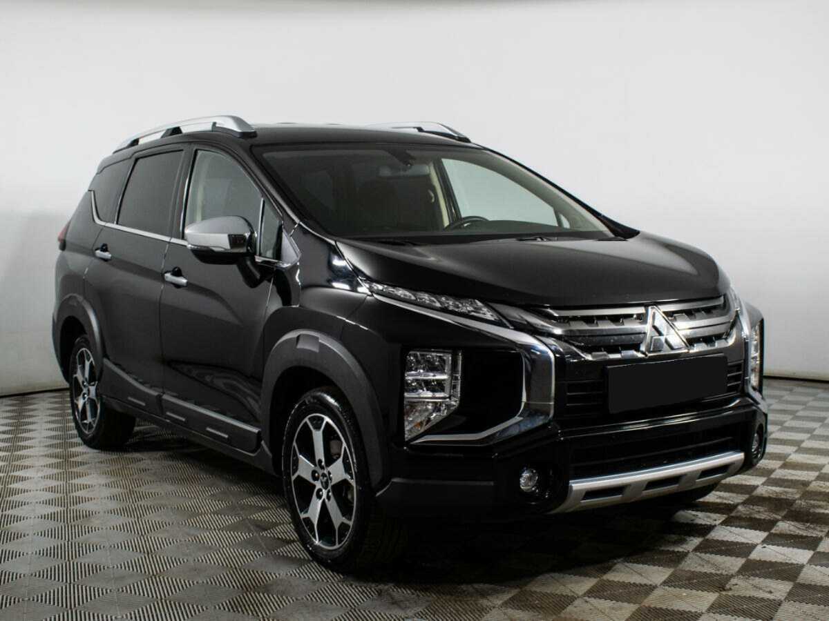 Купить Mitsubishi Xpander с пробегом. Фото: #2
