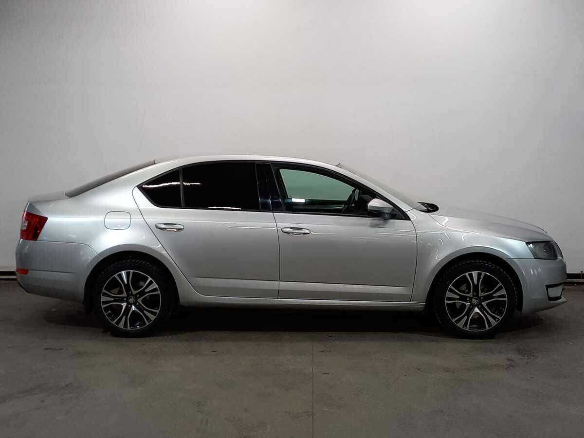 Купить Skoda Octavia с пробегом. Фото: #3