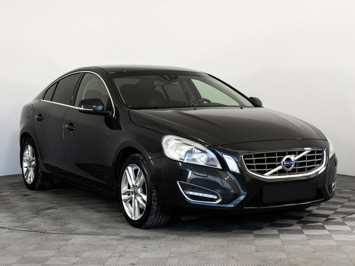 Купить Volvo S60 с пробегом. Фото: #2