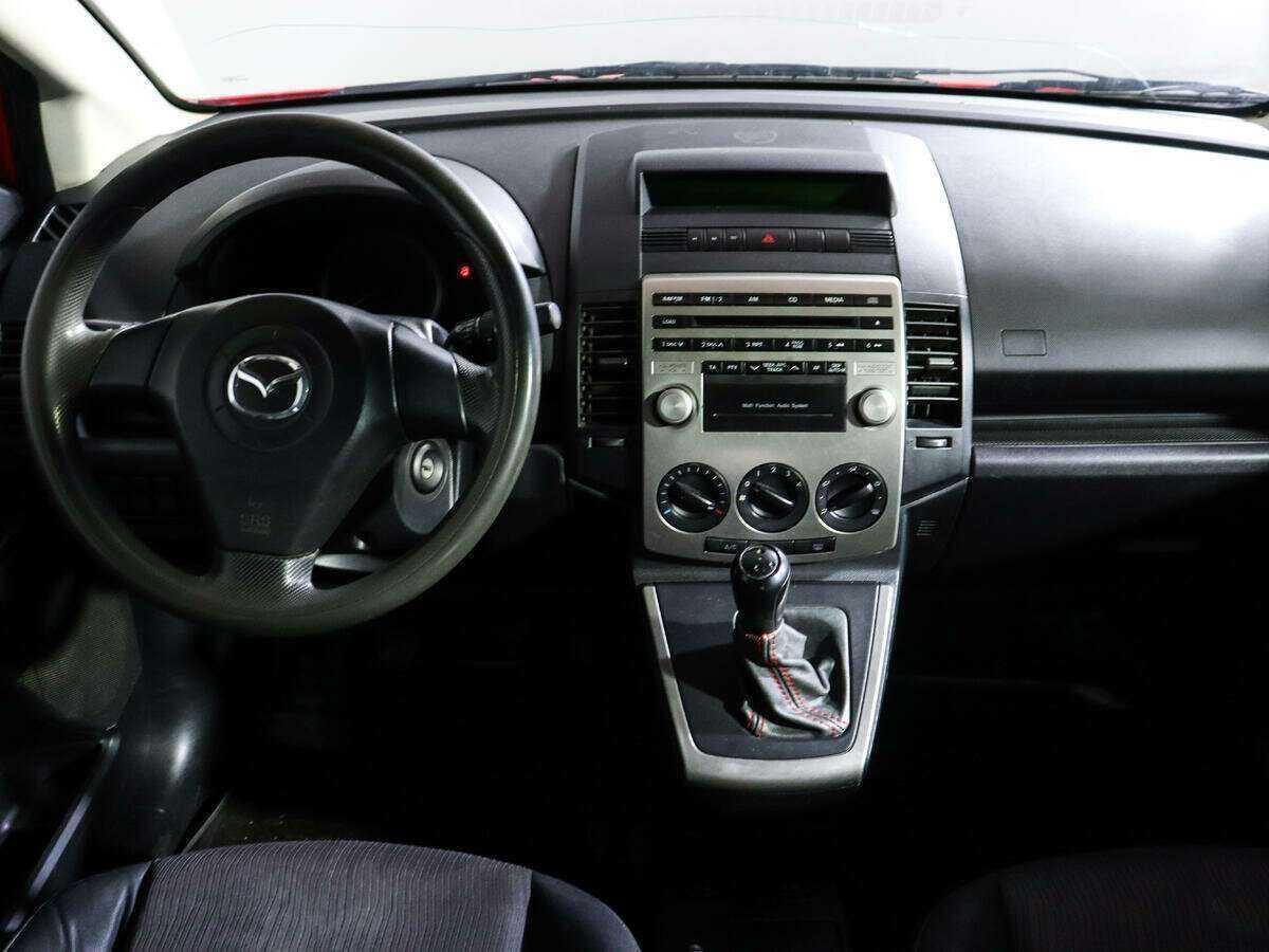 Купить Mazda 5 с пробегом. Фото: #11